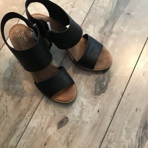 Toms Majorca cut out sandals